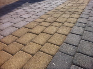 Типы  тротуарной полимерпесчаной плитки